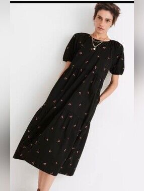 lucie sweetheart midi dress Lovers and Friends Lucie Midi Dress in Fuchsia